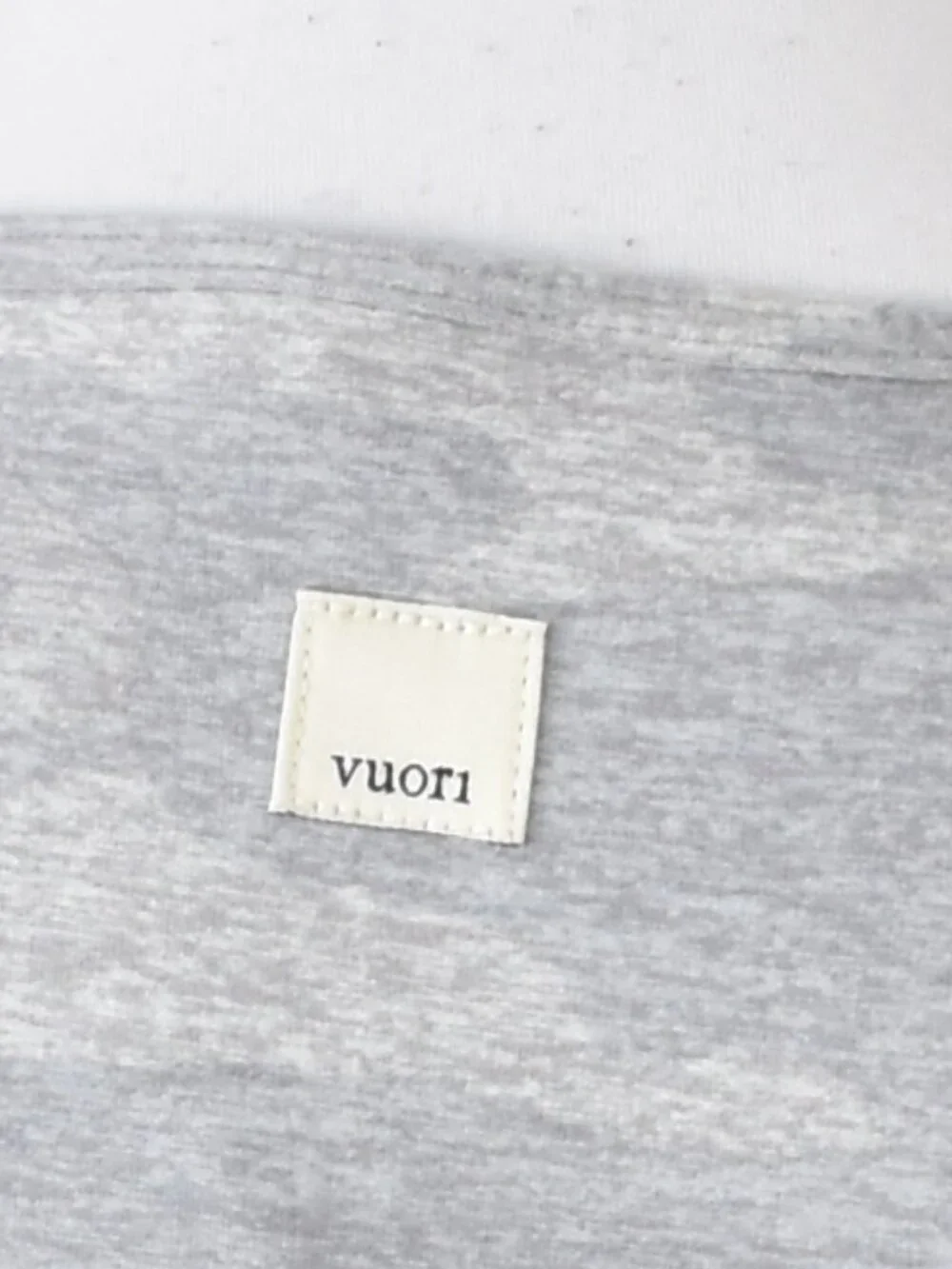 Vuori Elevation Plyo Tank Camouflage Crop Top - L - Picture 7 of 9